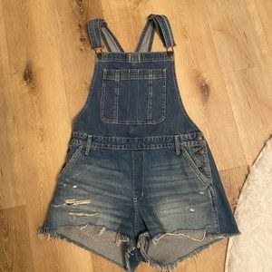 Abercrombie & Fitch